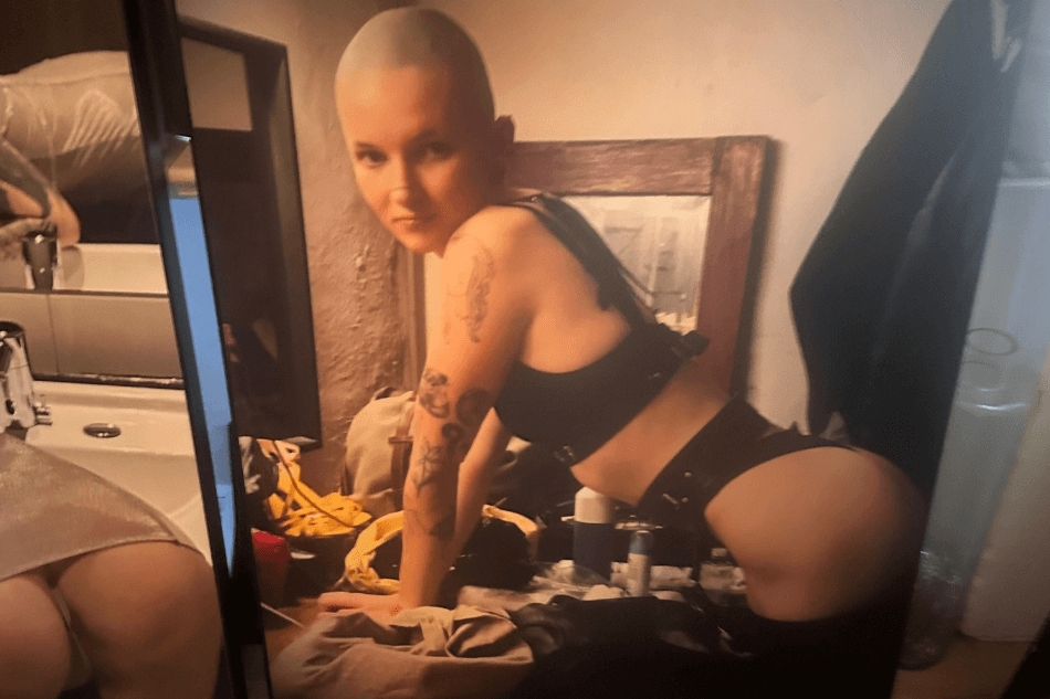 Chris Symbiotikka Exhibition Backstage