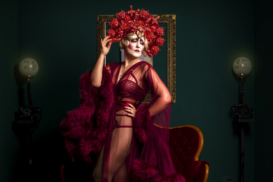 queer cabaret show berlin lilly mortis